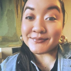 Meet your Posher, Coraima